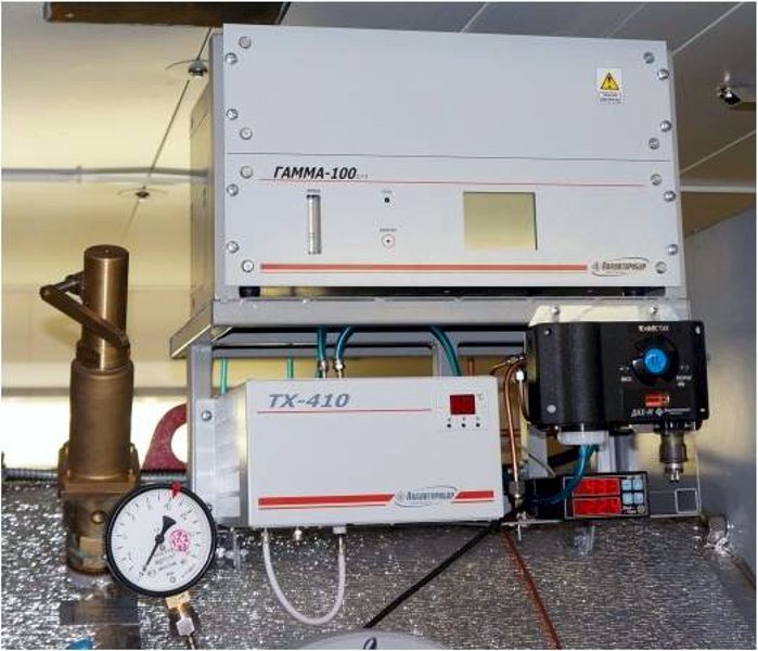 Система контроля состава газовой среды и параметров микроклимата. Блок газоанализа отсека барокамеры.